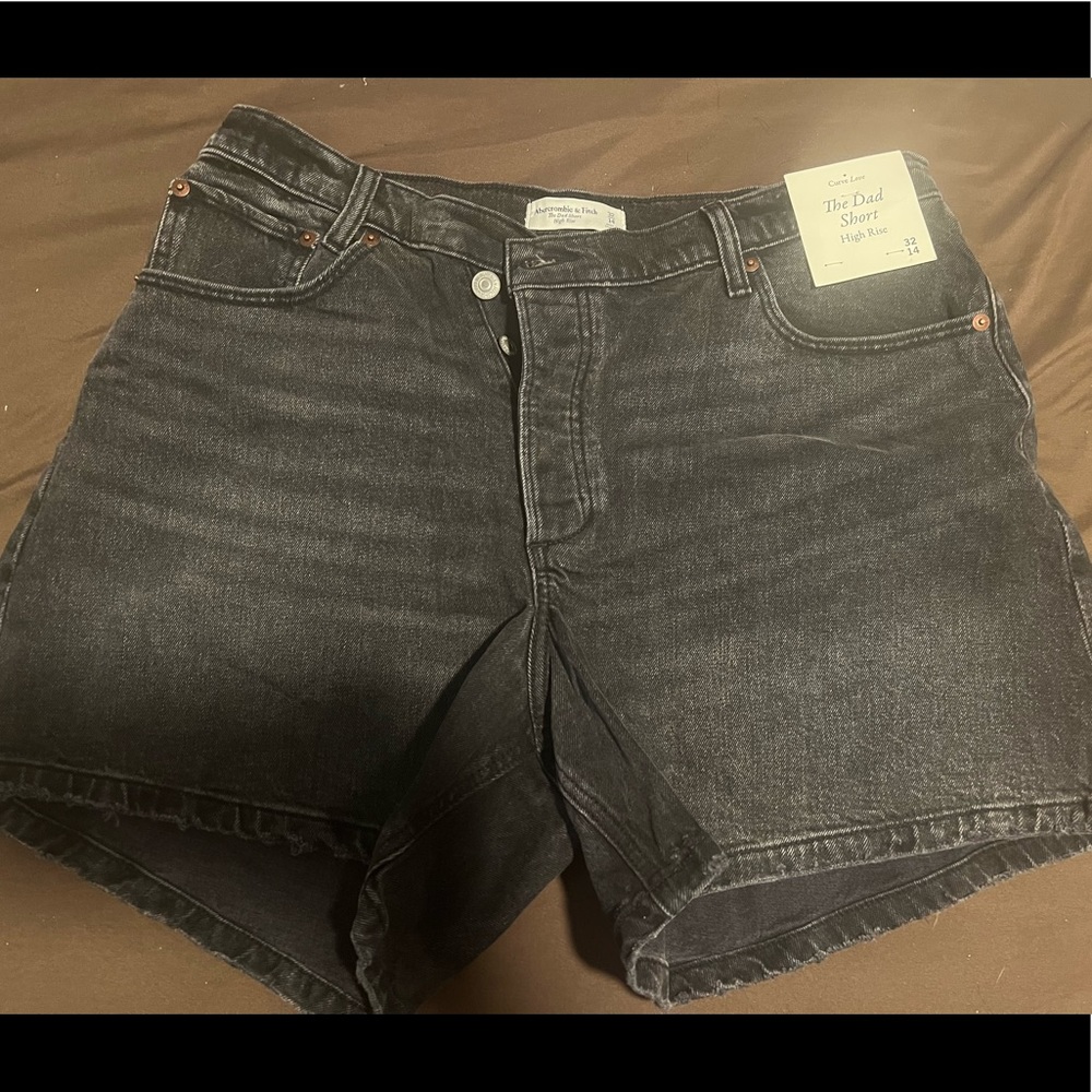 Abercrombie High Rise Dad short